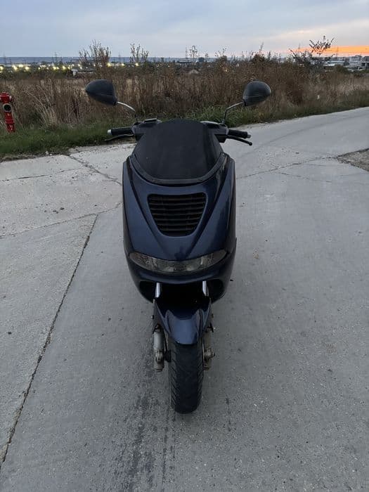 Scuter Peugeot Elyseo