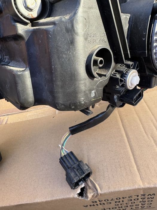 Far complet Nissan Navara D23, NP300