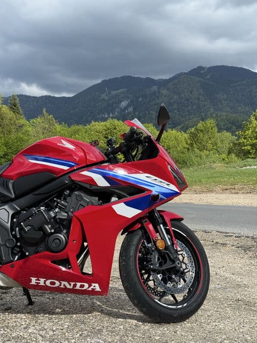 Honda CBR 650 R E-Clutch 2024