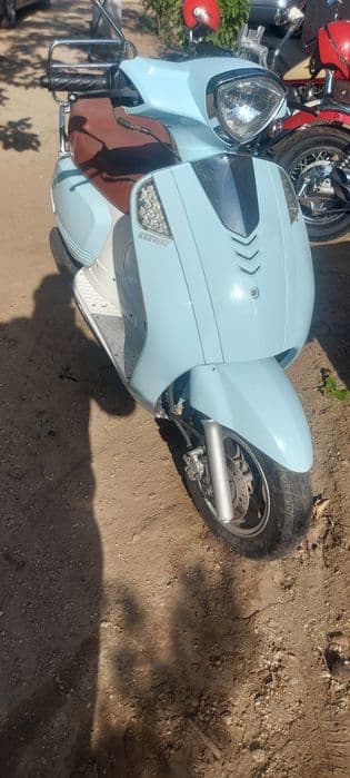 Scuter Keway Agora 49 cc 2 t  2012