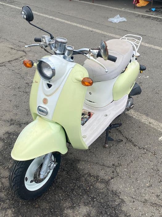 Vând Scuter Dolce Vitta