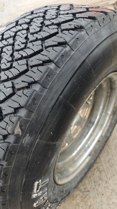 Vând jante Nissan Navara d22