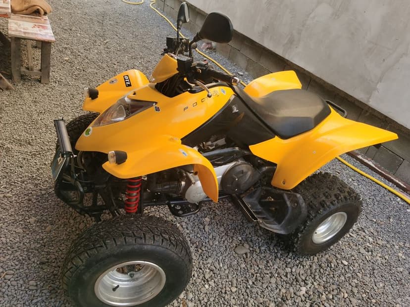 Atv Kymco Kxr 250cc stare buna.