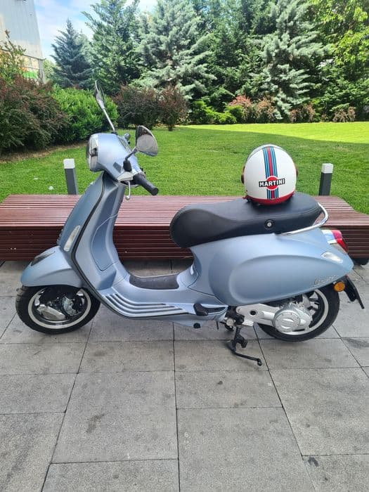 Scuter Piaggio Vespa Primavera S, 2022, 49 cc, euro 5, unic proprietar
