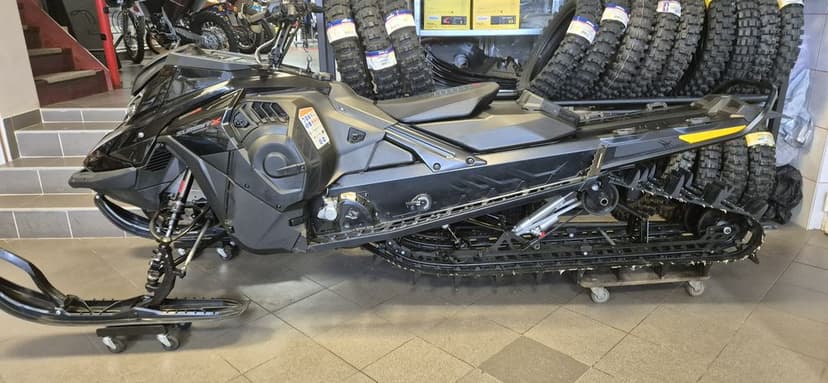 2023 Ski Doo Summit Expert 850 Turbo 154