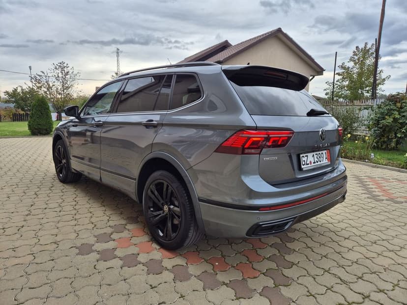 Volkswagen Tiguan Allspace 2.0 TDI 4Mot DSG R-Line 200 CP