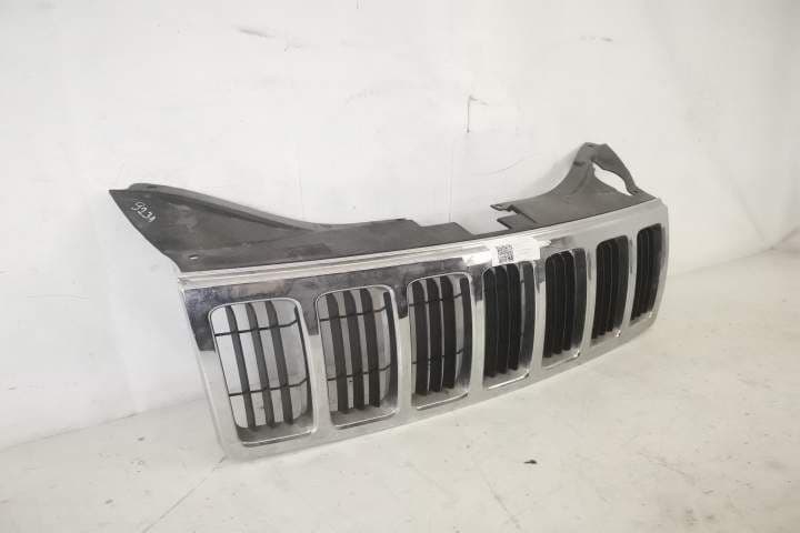 Grila Centrala Radiator Originala In Stare Buna Jeep  Grand Cherokee