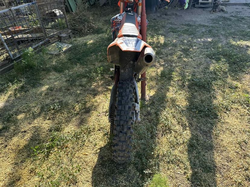Vând Cross KTM in stare foarte bună