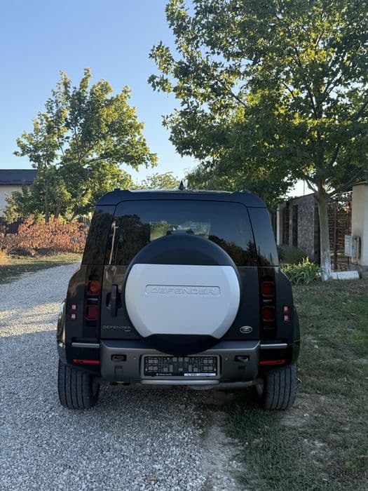 Land Rover Defender 90 X Dynamic