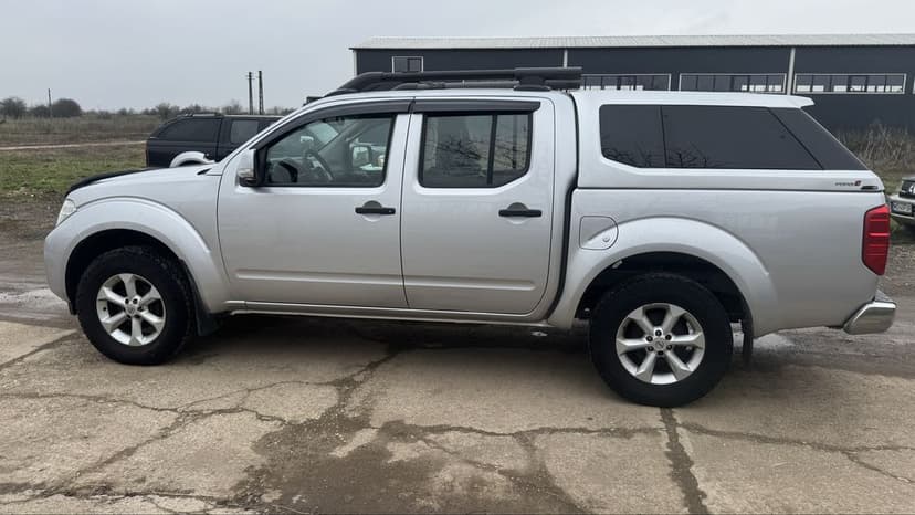 Nissan navara 4x4