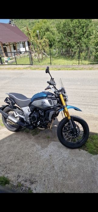 CFMOTO CL-X 700 Adventure2023