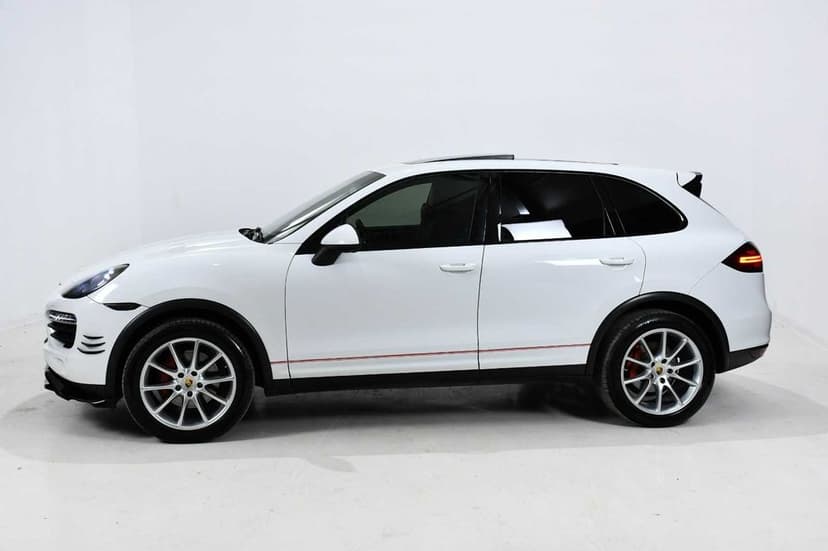 Porsche Cayenne 2013/Alb