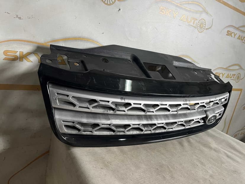 Grila radiator Land Rover Discovery dupa 2017 cod HY32-8200
