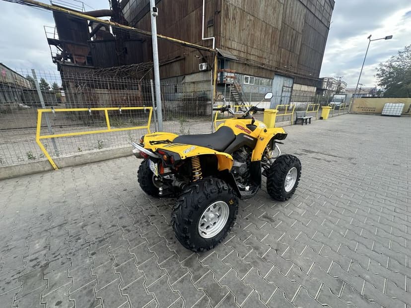 Atv can am renegade 800r