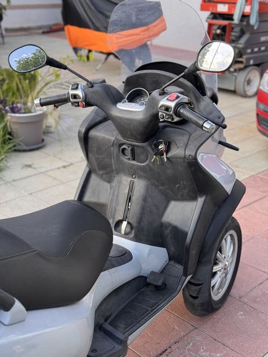 Piaggio Mp3 500 (cat B)