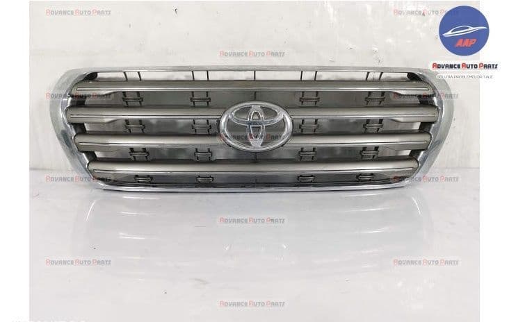 Ornament Grila Centrala Radiator original Toyota  Land Cruiser  70 Ser