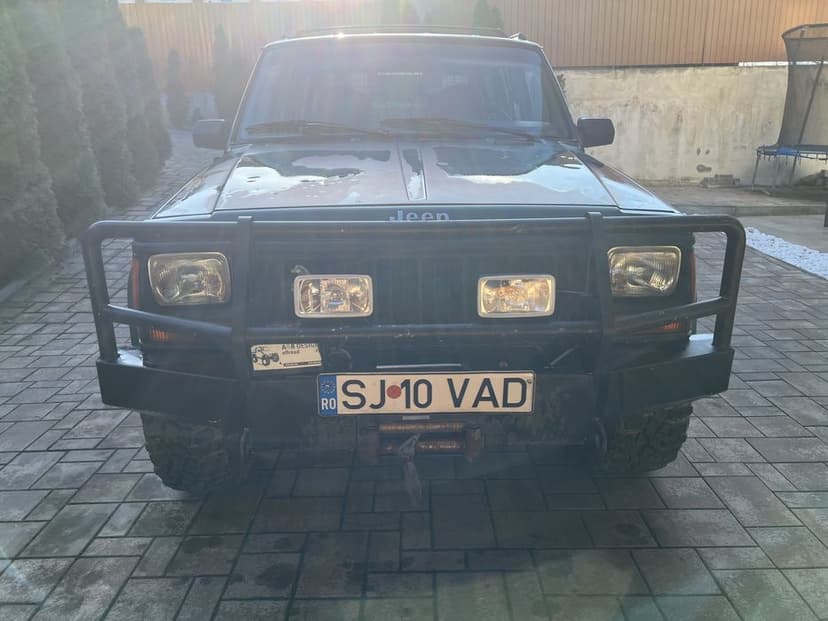 Vand Jeep Cherokee Off Road