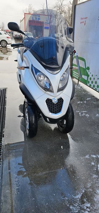 Vand Piaggio Mp3 300cmc 2017