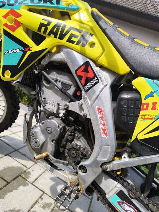 Vand sau schimb Suzki RM-Z 450 cu atv/quad cu acte