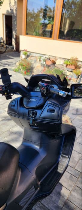 Suzuki Burgman 650 EXECUTIVE