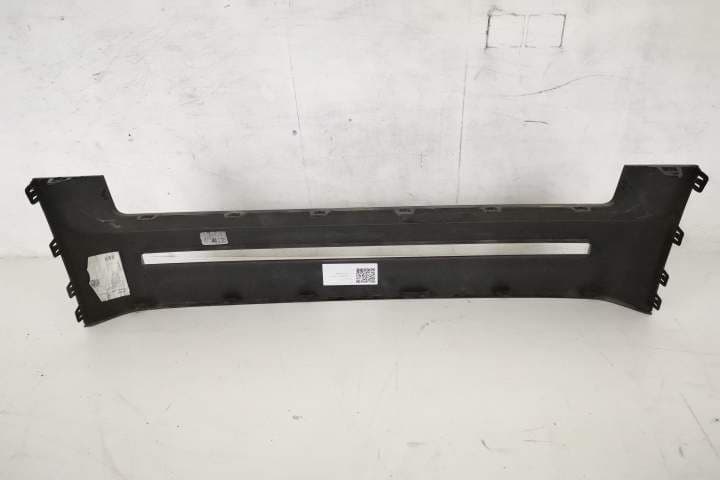 Grila Centrala Originala In Stare Buna Land Rover Defender 2 2019 2020