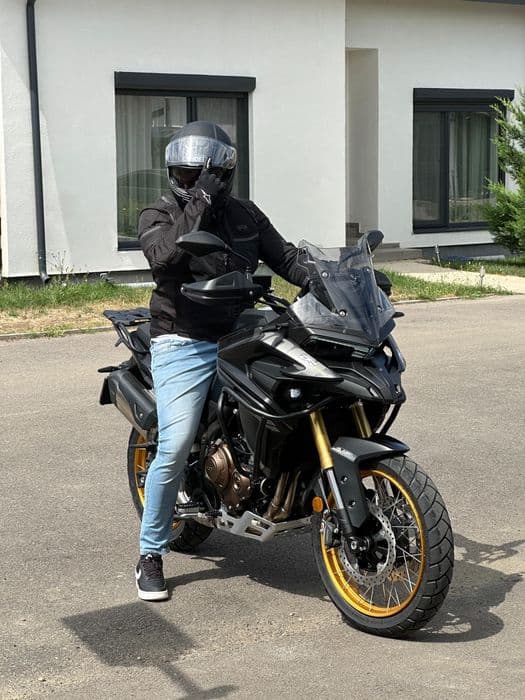 Motocicleta Voge 625 X ca noua (rulaj 200km)