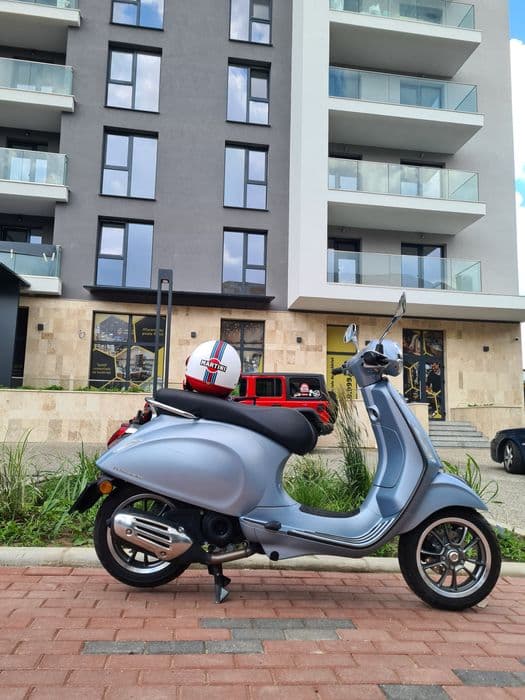 Scuter Piaggio Vespa Primavera S, 2022, 49 cc, euro 5, unic proprietar