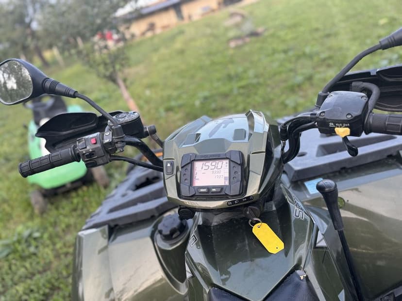 Atv polaris 550 4x4
