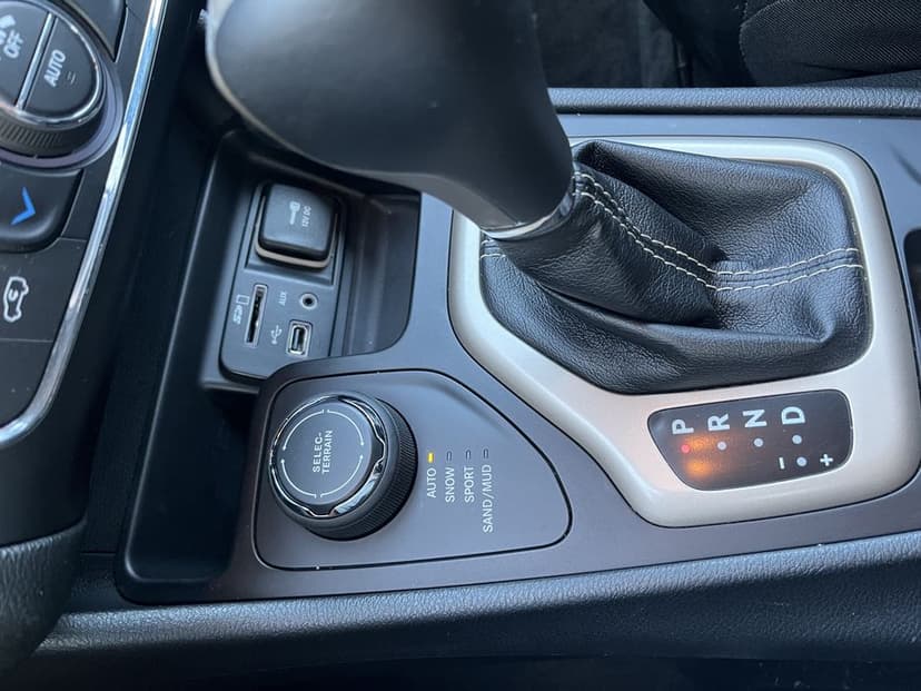 Jeep Cherokee  2.0 d