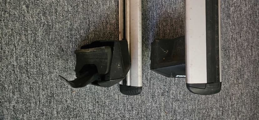 Bare transversale Thule pentru Land Rover Discovery Sport 2016-2025