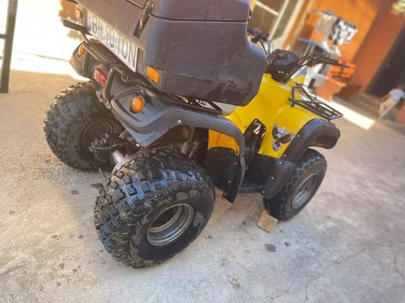 Vând atv Tempo 10