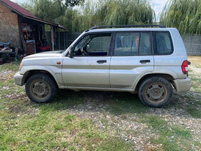 Dezmembrari Dezmembrari Piese piesa Dez Mitsubishi Pajero Pinin 1,8mpi
