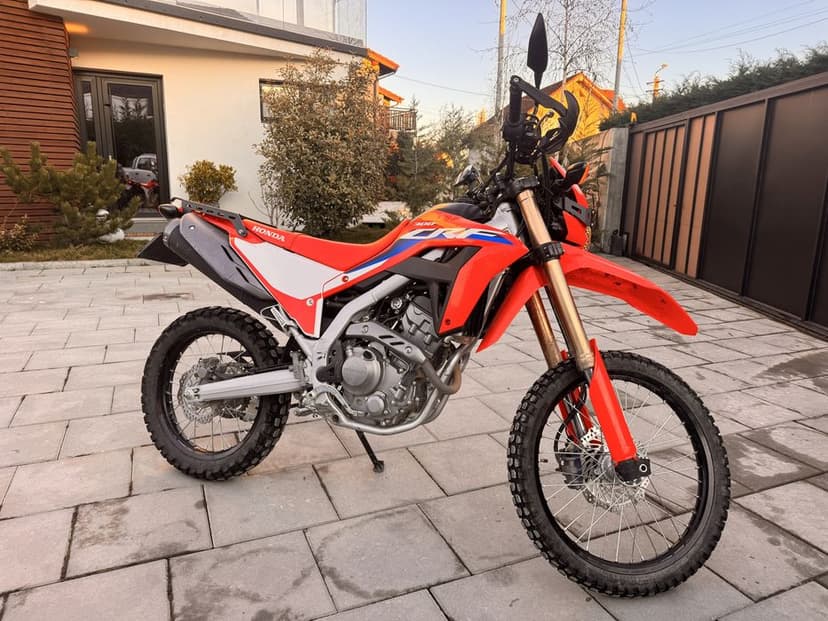 Vand motocicleta honda crf300l