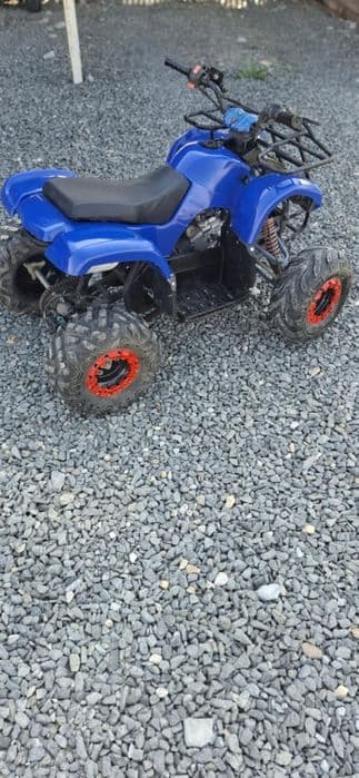 Vând mai multe atv uri de 125cc aproape noi