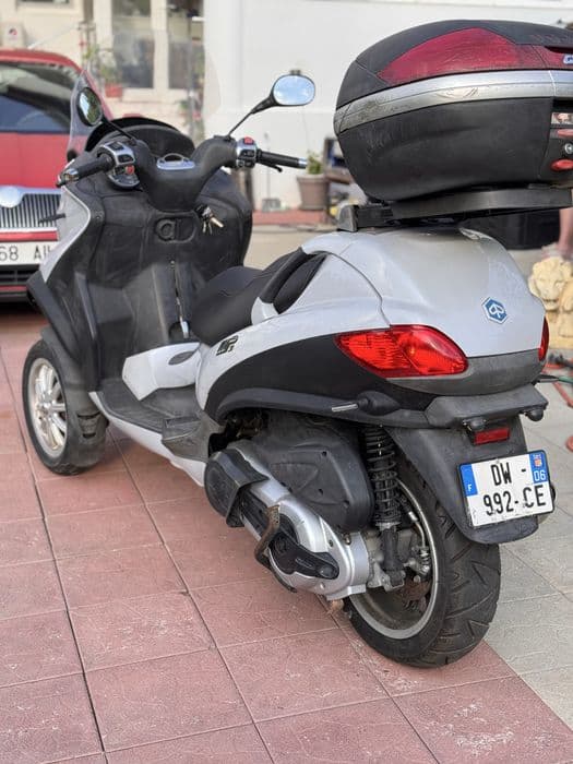 Piaggio Mp3 500 (cat B)