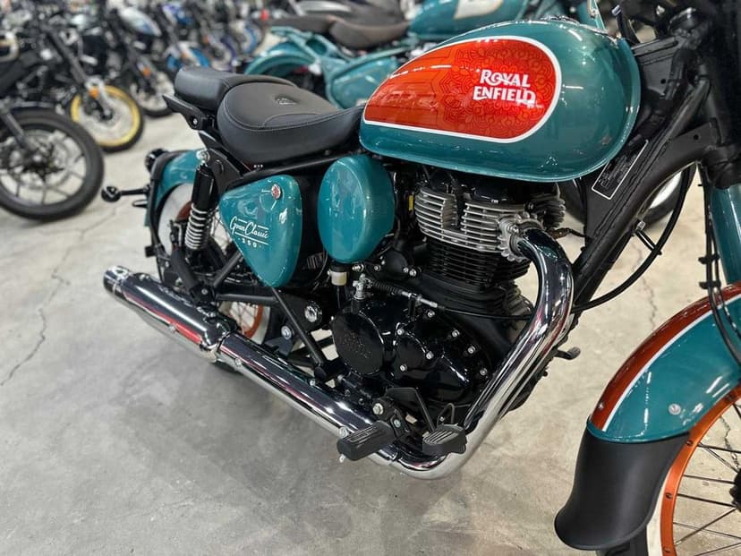 Royal Enfield Goan Classic 350  A2 - PROMO by EST BIKE