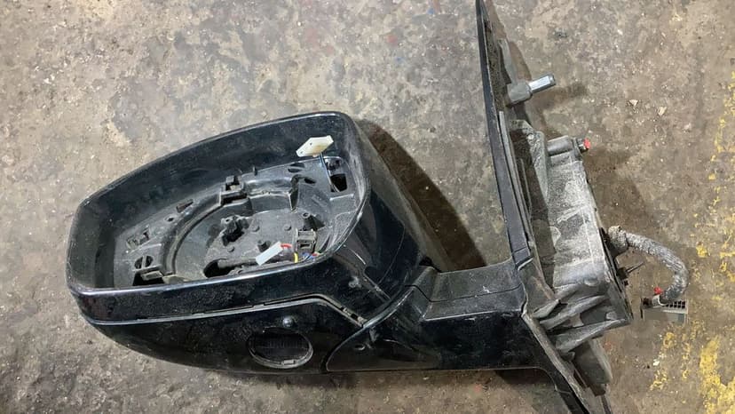 Oglinda
Land Rover Range Rover Discovery Sport L550 2014 - 2019