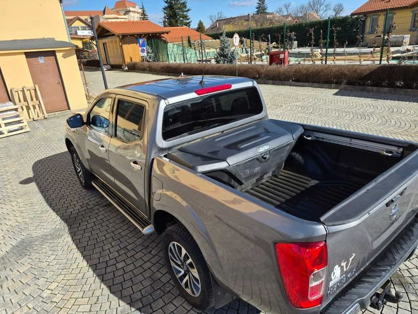 Nissan Navara Doka D231