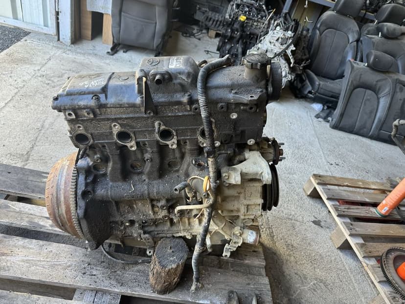 Motor toyota land cruiser hilux surf 4 runner 3.0 diesel 1KZ