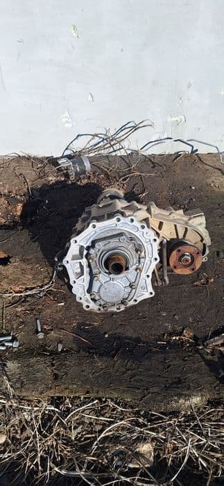 Cutie de transfer Nissan Navara 1997-2004  motorizare 2.5 diesel