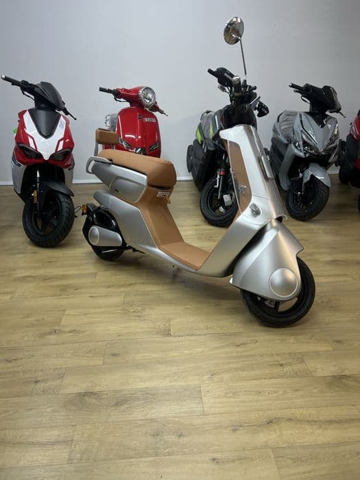 Fara Permis - Scuter STARDUST - produs nou 2025 - test drive gratuit