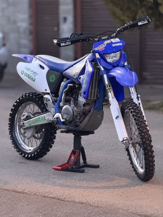 Vând Yamaha WR400 Enduro/Stare foarte bună/1895€neg!