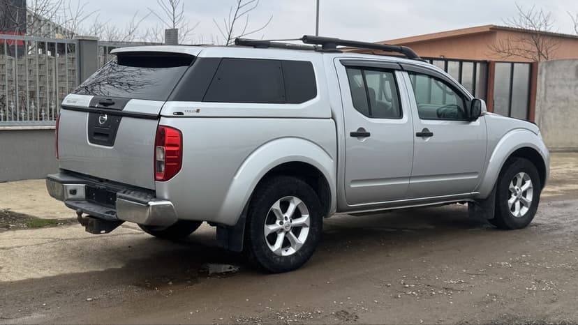 Nissan navara 4x4