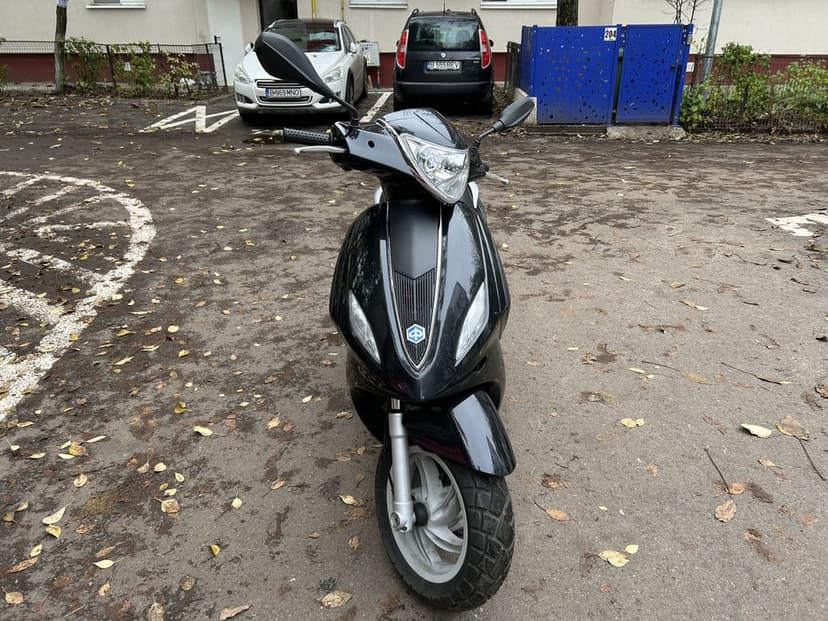 Piaggio fly 4T 50 categoria B