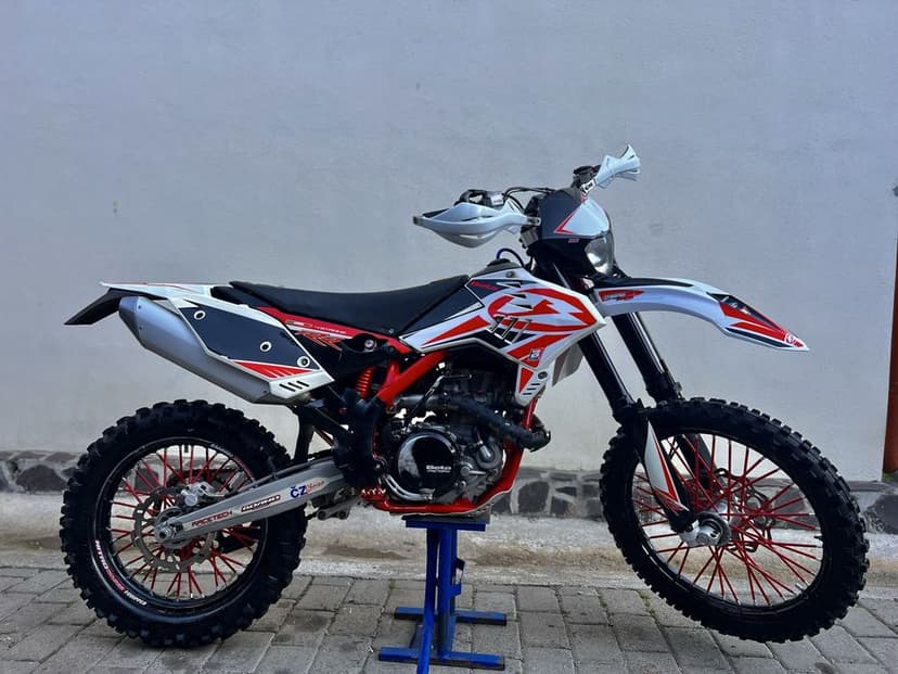 Beta RR 350 cc Enduro ( nu ktm , honda , suzuki , yamaha , gas gas )