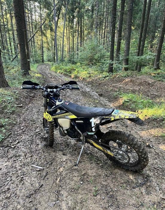 Husqvarna 300 2T 2023