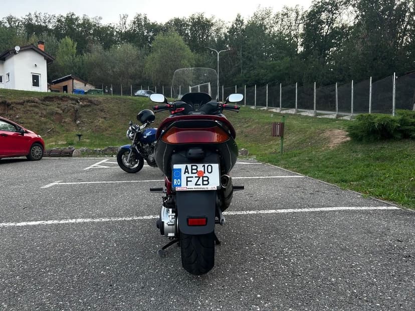 Vând sau Schimb Tmax cu ktm