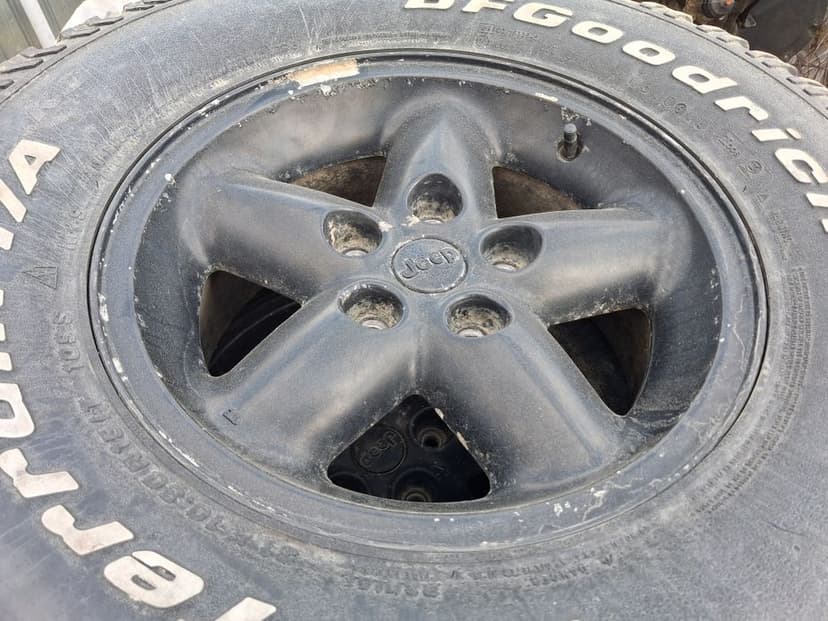 Jante jeep Wrangler cu cauciucuri bfgoodrich at 31x10,5r15