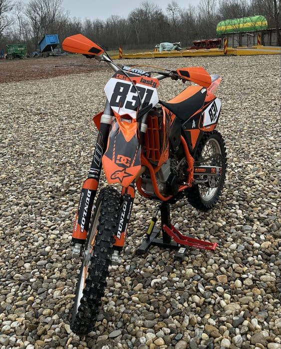 Vând ktm 525 sx stare impecabila