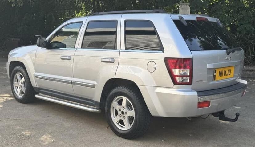 Jeep grand cherockee 5.7 Hemi